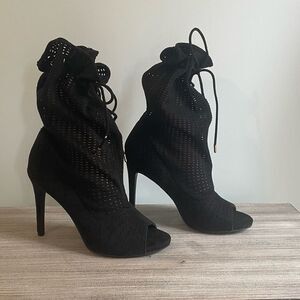 Anne Michelle Black Scrunchy Heeled Boots